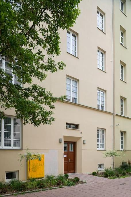 Charming In Perfect Location Apartment Krakow